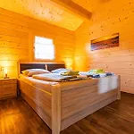 Am Senftenberger Holiday home Grosskoschen
